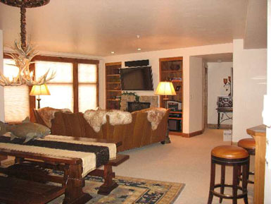 Cresta 101 West Wall Lodge<br>Mt. Crested Butte